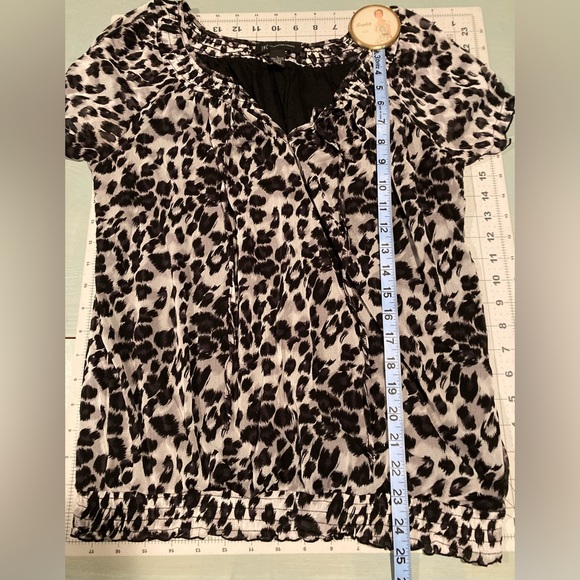Leopard Print Top - Picture 4 of 5